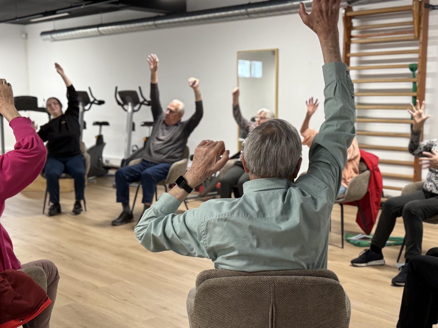 Ouderen die in beweging zijn 
